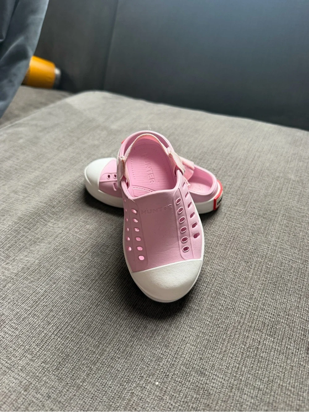 HUNTER Toddler Kids Pink Slip-On Sandal Size 5C